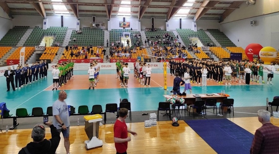 SUKSS Suwałki od zwycięstwa zaczął Finał Mistrzostw Polski Młodzików [zdjęcia]