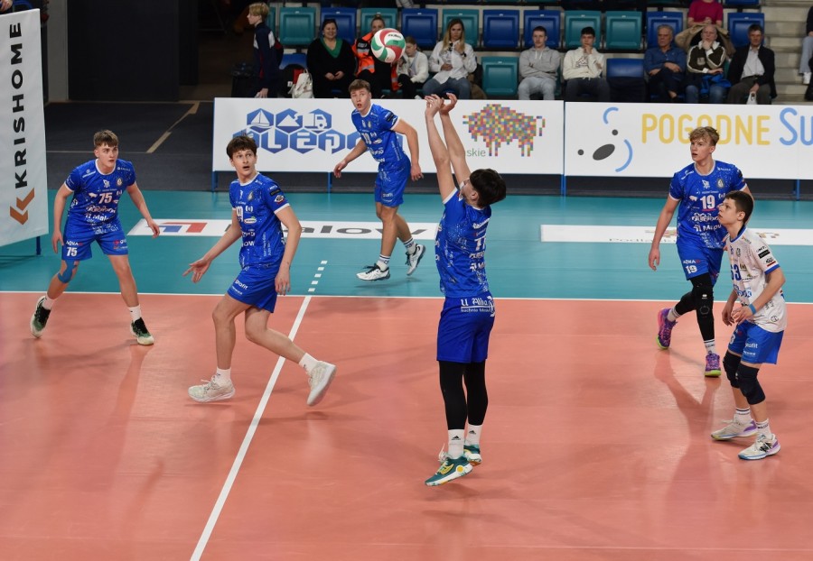 Juniorzy młodsi SUKSS Suwałki awansowali do Finału Mistrzostw Polski. Ależ emocje na koniec!