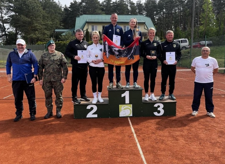 Tenis. Żołnierze suwalskiego pułku mistrzami 16. Dywizji Zmechanizowanej [zdjęcia]