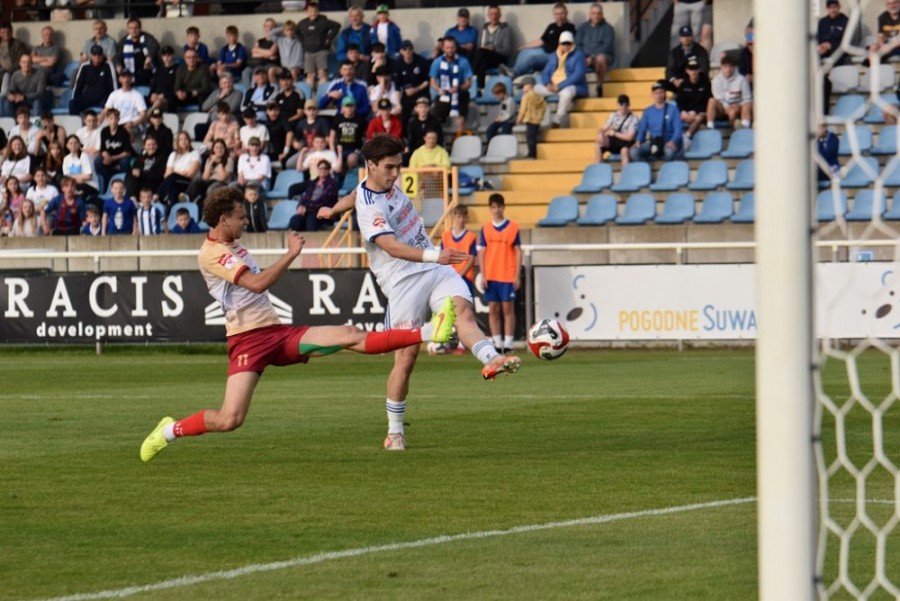 Jakub Fronczak trzecim nowym piłkarzem Wigier Suwałki