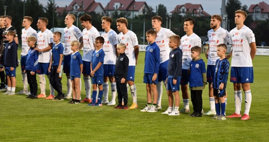 Wigry Suwałki – Widzew II Łódź. Drugi beniaminek na drodze [u nas relacja na żywo]