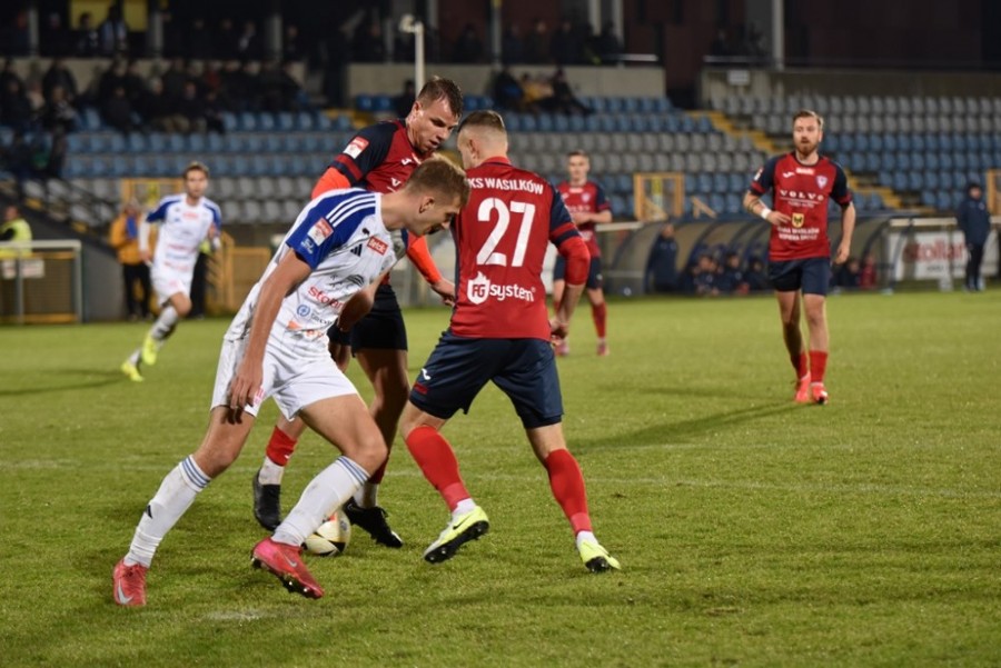 Wigry Suwałki po wygranej z KS Wasilków 4:1 tracą siedem punktów do miejsca premiowanego awansem