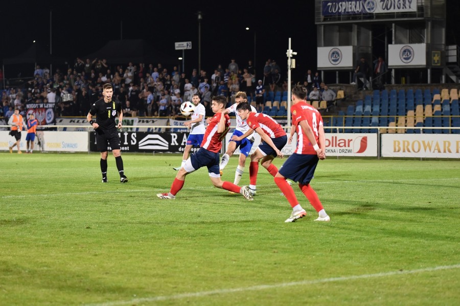 Wigry Suwałki – Ząbkovia Ząbki 1:2. Nie można grać połowicznie [wideo i zdjęcia]