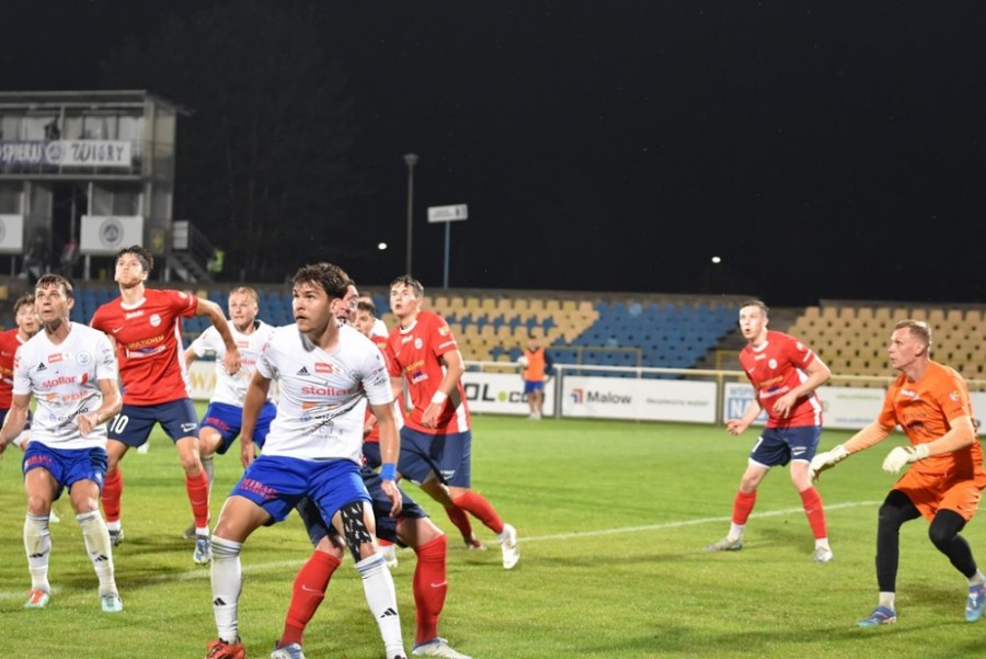 Ząbkovia Ząbki – Wigry Suwałki. Strategiczne spotkanie [u nas relacja na żywo]