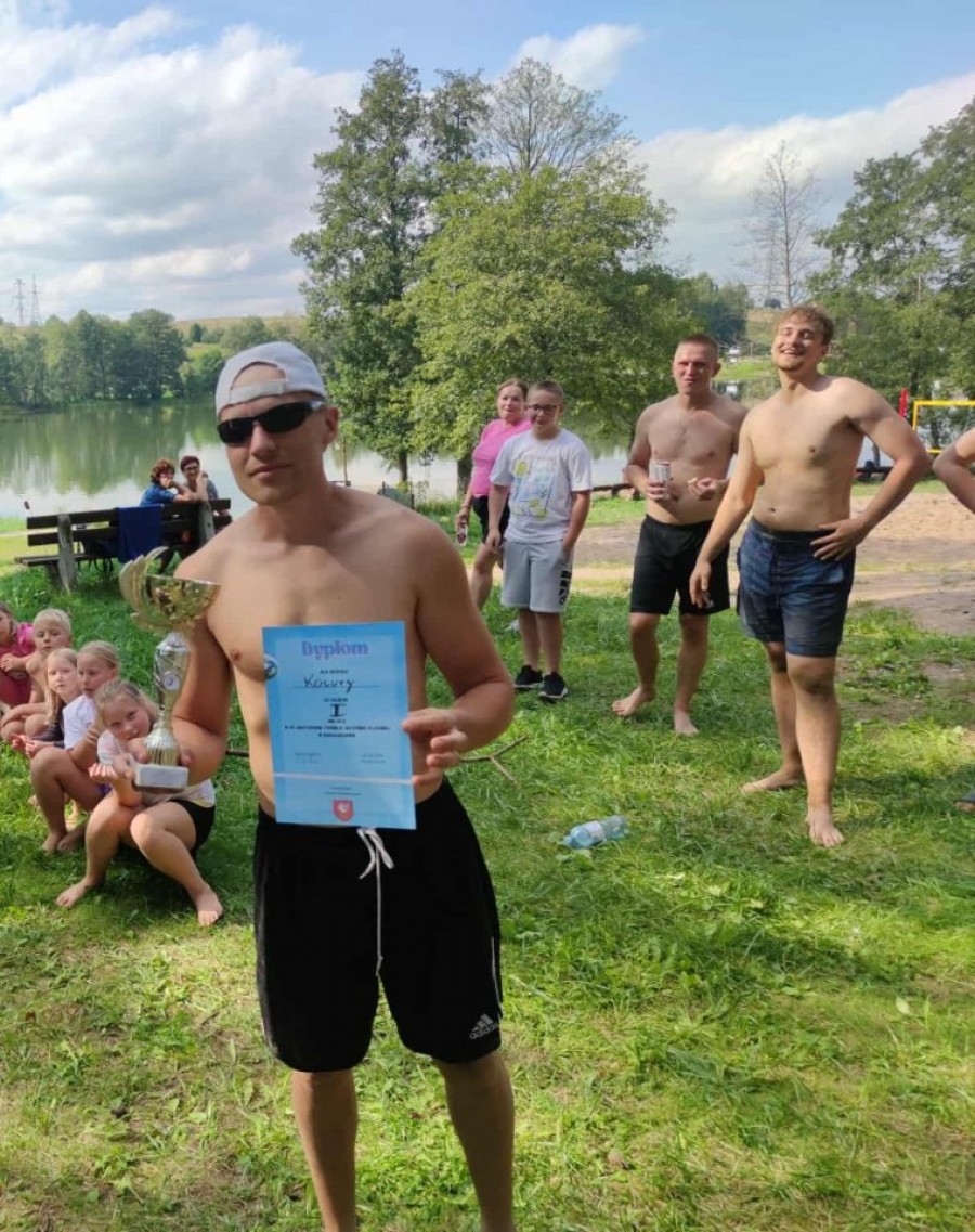 Na pierwszym miejscu Kocury. VII Amatorski Turniej Siatkówki Plażowej w Bakałarzewie [zdjęcia]