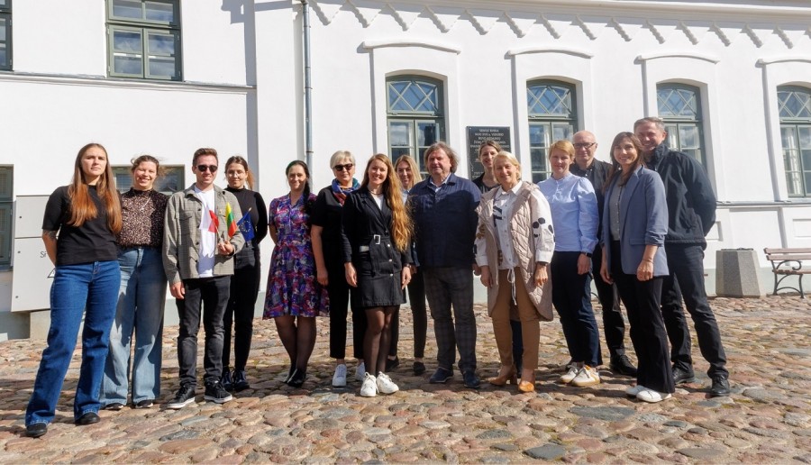 Dom Kultury w Puńsku oraz muzea w Kownie i Kiejdanach uwiecznią dziedzictwo Czesława Miłosza