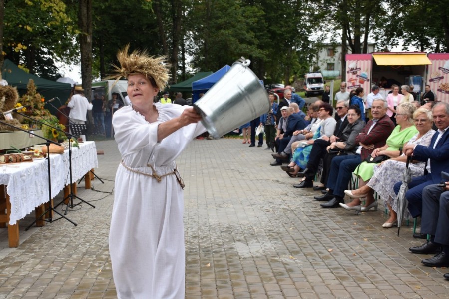 Dożynki Parafialno-Gminne w Wiżajnach z wyjątkowym widowiskiem [zdjęcia]