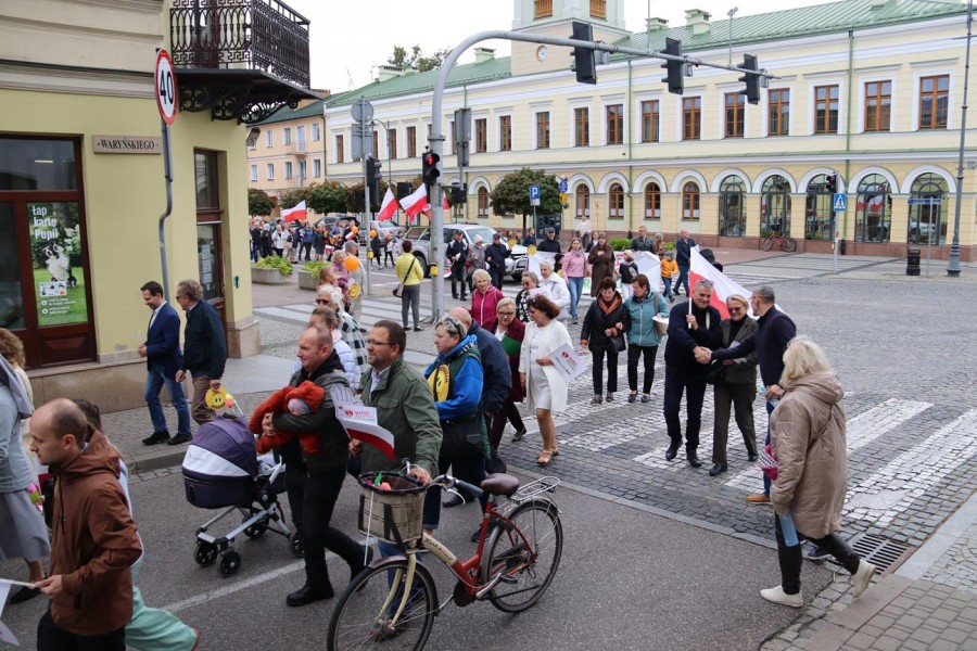 016marsz-dla-zycia-i-rodziny-suwalki-2025-40.jpg