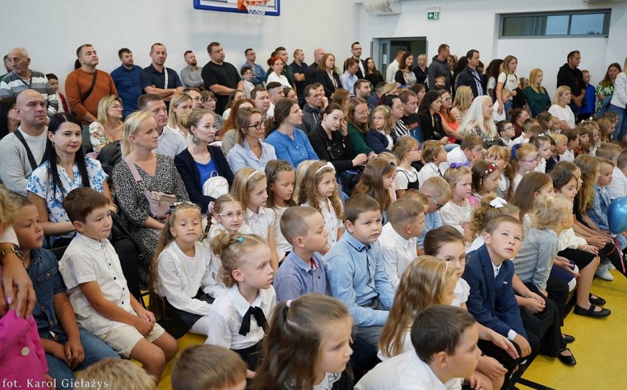 Początek roku w Szkole Podstawowej nr 5 w Suwałkach. Pierwsza klasa [zdjęcia]