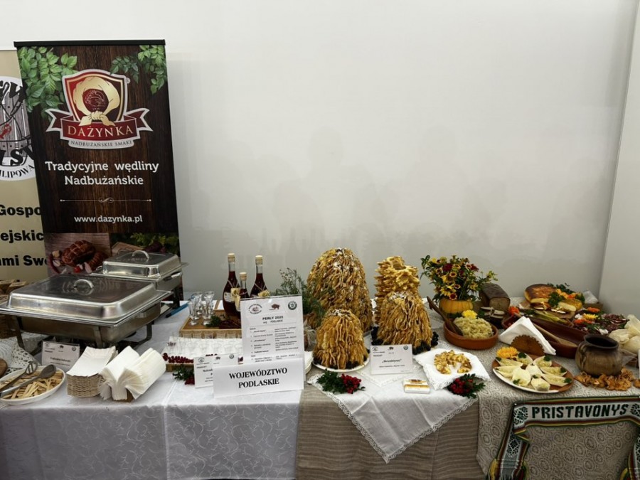 stoisk_owoj_podlaskeigo.jpg