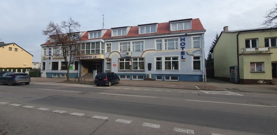 Z hotelem w Domu Nauczyciela w Suwałkach to był Prima Aprilis, chociaż nie wiadomo. Szósty przetarg