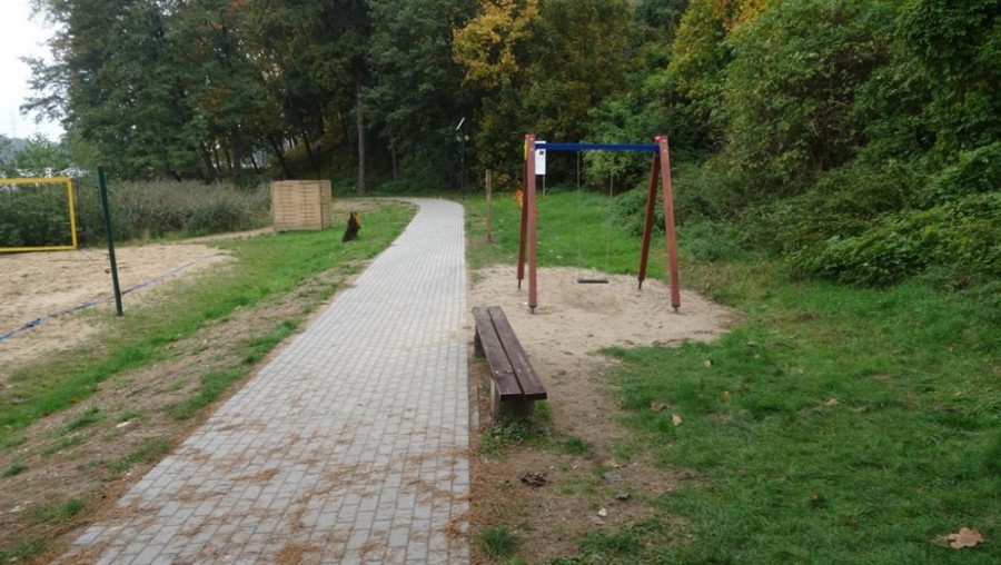 plaza_jezioro_(1).jpg