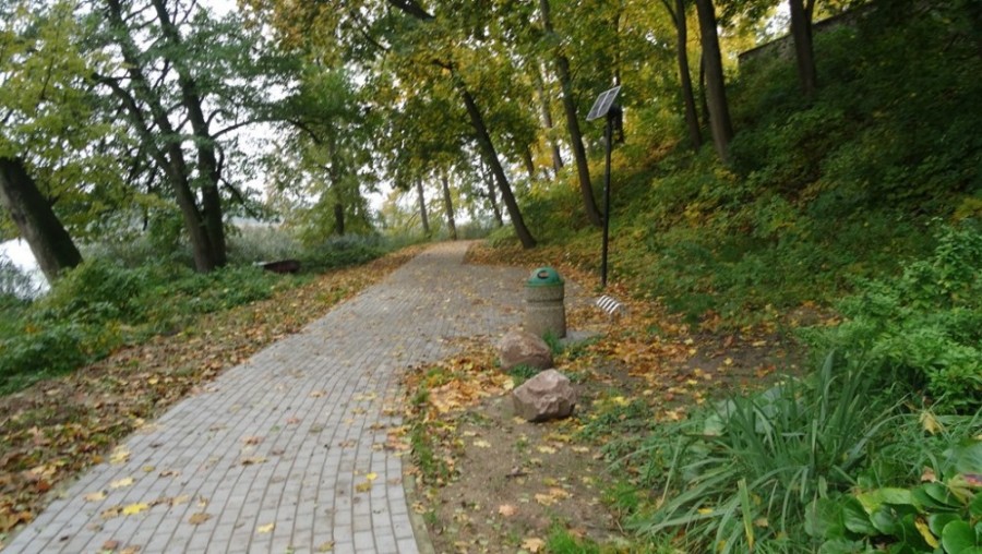 plaza_jezioro_10_(4).jpg