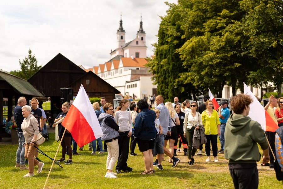 ob72_(09).jpg