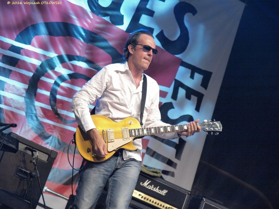 sbf2009-joebonamassa2.jpg