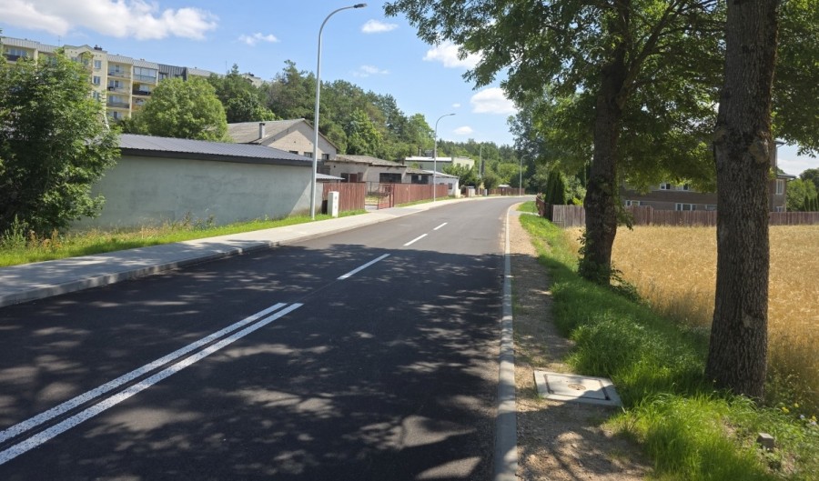 Ulica Reymonta w Suwałkach od Szpitalnej do Krzywólki już z asfaltową nawierzchnią [zdjęcia]