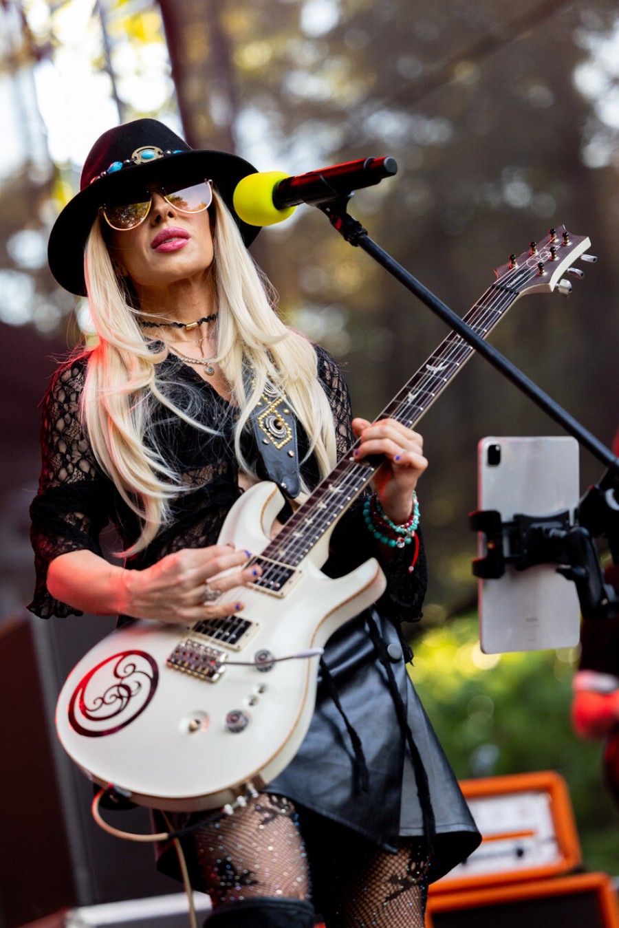 r52_9115_easy-resize.com_.jpg