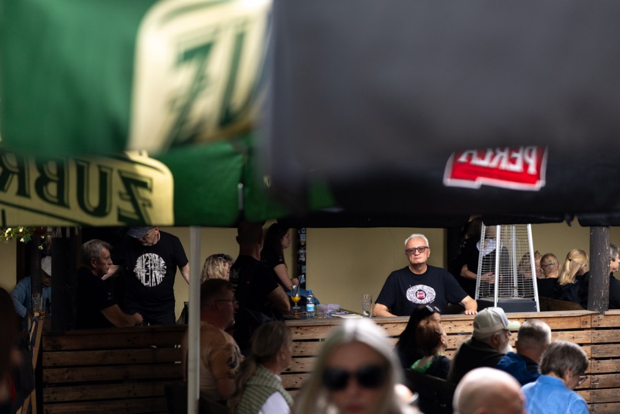 r52_8904_easy-resize.com_.jpg