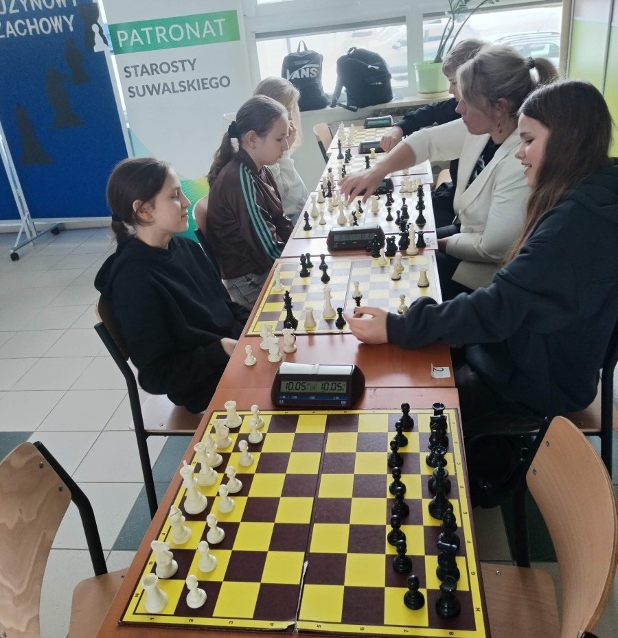 pow_suw_turniej_szchowy_02.jpg