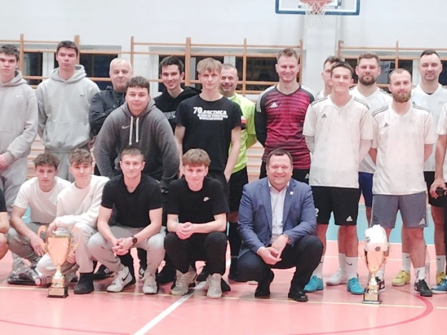 UKS Raczki zwycięzcą XVII edycji Halowej Ligi o Puchar Wójta Gminy Raczki [zdjęcia]