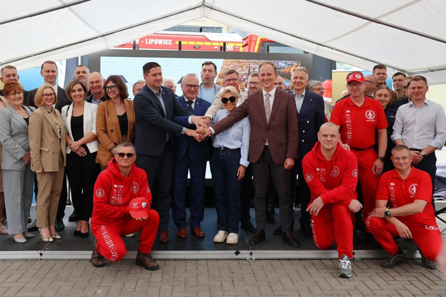 Augustów. Zamiast kładki nad Nettą dworzec autobusowy, siedziba OSP, remont przedszkola i mola