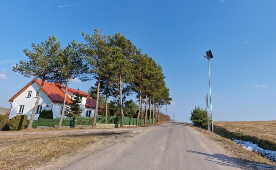Gmina Bakałarzewo. Lampy solarne w Kotowinie
