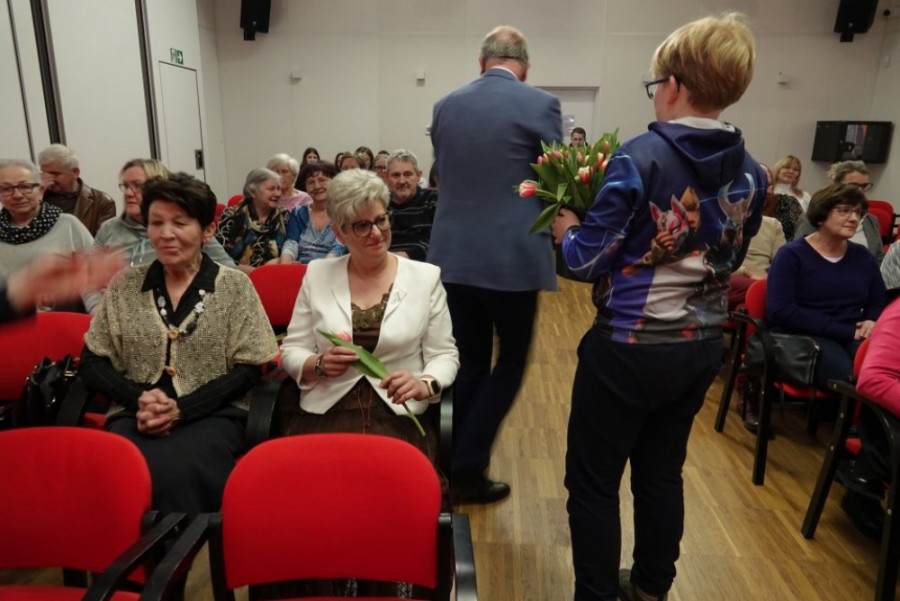 W Raczkach odbył się recital z okazji Dnia Kobiet [zdjęcia]