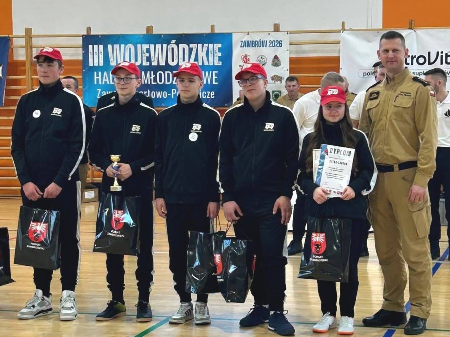 Wojewódzkie Halowe Młodzieżowe Zawody Sportowo-Pożarnicze. Sukcesy Rutki-Tartak [zdjęcia]