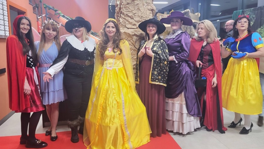 Piękny wieczór w OCiKS Gminy Suwałki. Panie jak księżniczki [zdjęcia]