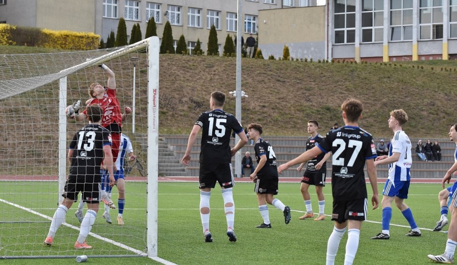Pomorzanka Sejny - Wigry Suwałki 0:3, Wigry II - Olimpia Zambrów 1:4 w ćwierćfinałach Pucharu Polski