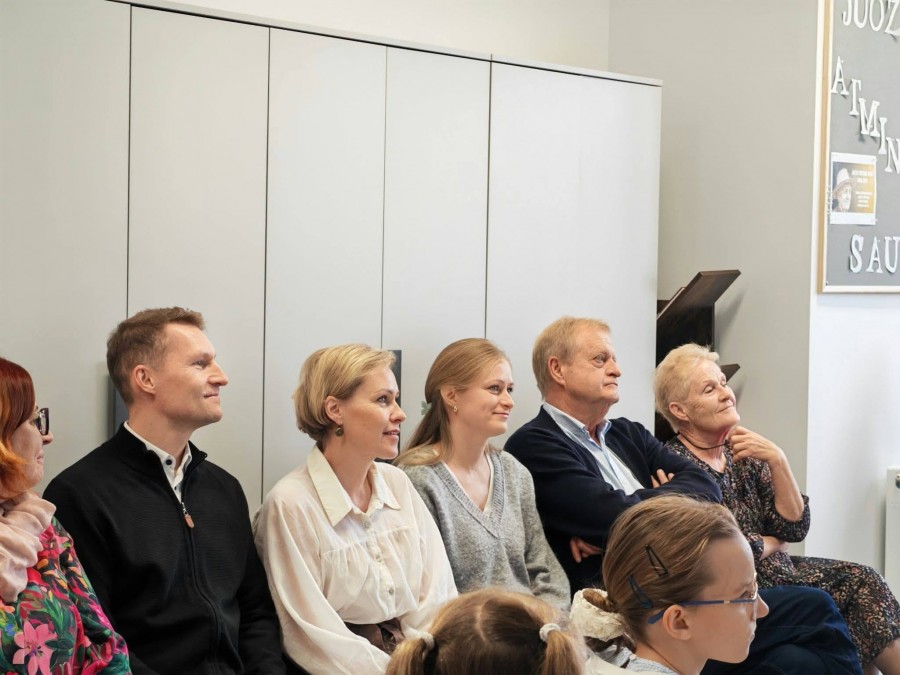 na_fotsuny_vaina_viktor_dyr_forte_suwalski.jpg