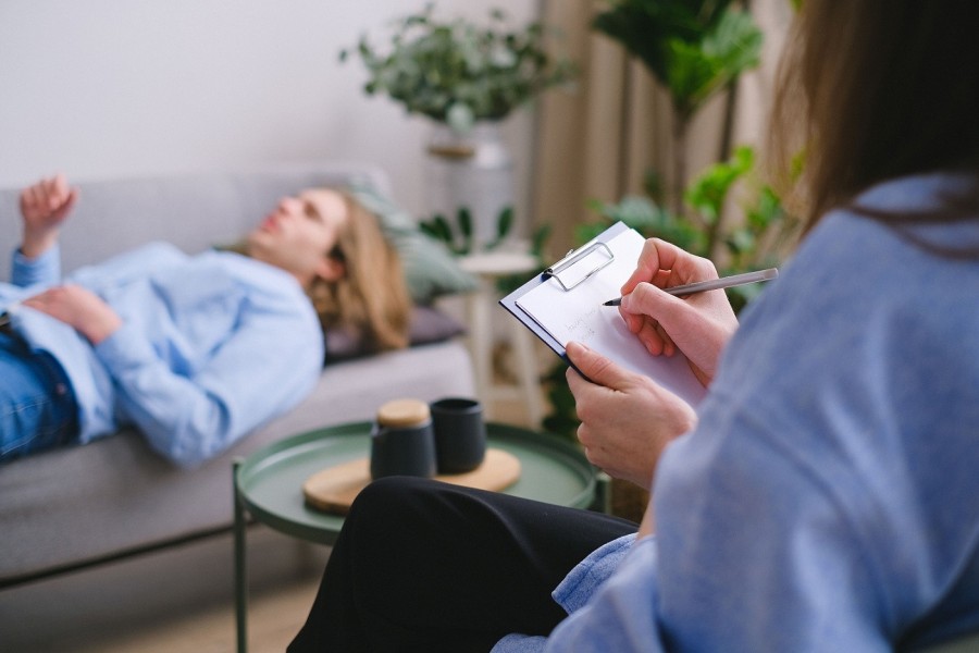 Nowe zasady wykonywania zawodu psychologa. Co oznaczają dla kandydata z Suwałk?