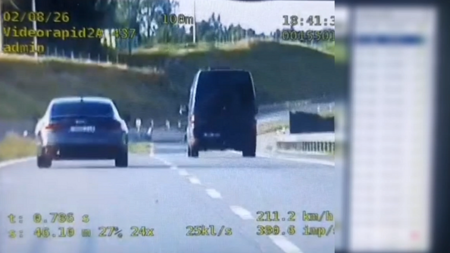 Suwalscy policjanci namierzyli litewskiego kierowcę. Jechał ponad 210 km/h