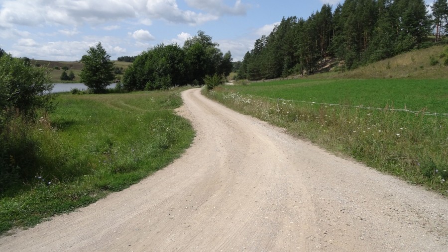 Gmina Suwałki. Trzy oferty w przetargu na dokumentację rozbudowy dróg w Osinkach i Leszczewku