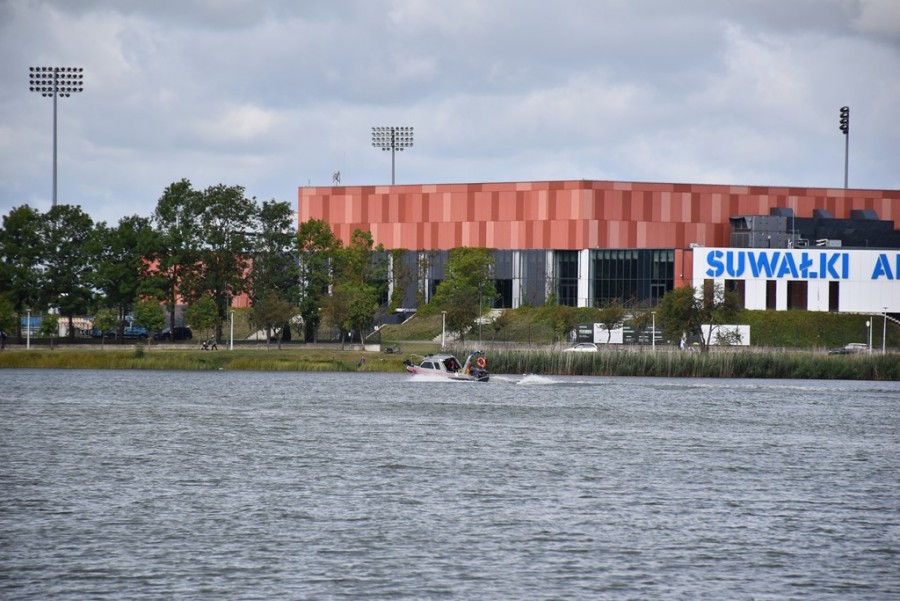 dsc_0105a.jpg