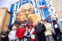 Andrzej Wajda na muralu w Suwałkach. Andrzej Pagowski złożył autograf [zdjęcia]
