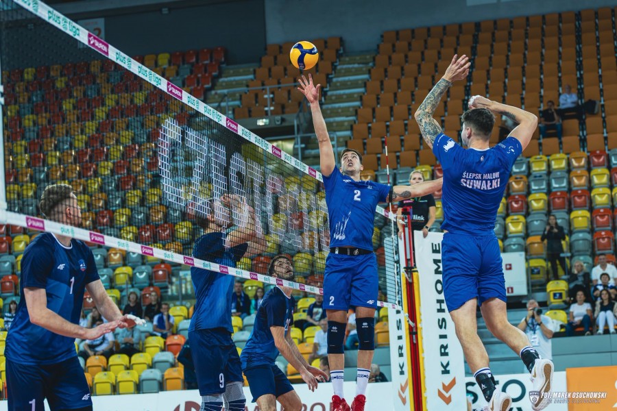 Ślepsk Malow Suwałki przegrał z ZAKSĄ Kędzierzyn-Koźle 1:3 w pierwszym dniu turnieju w Częstochowie