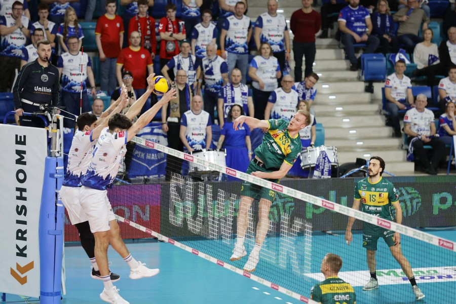 Ślepsk Malow Suwałki – Aluron CMC Warta Zawiercie 0:3. Ktoś rzucił klątwę? [wideo, opinie, tabela]