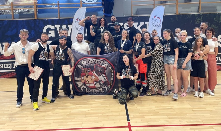 Kettlebell Sport. Złoto, 4 srebra i brąz Suwalczan w Gwardyjskich Mistrzostwach Polski [zdjęcia]