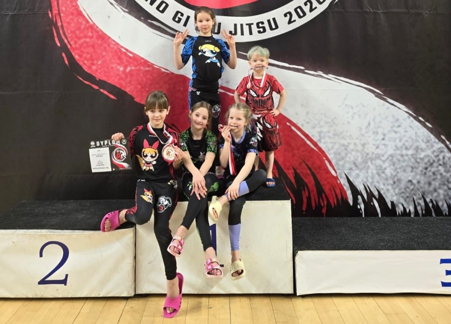 Brazylijskie Jiu Jitsu. Cztery medale najmłodszych zawodników Berserkers Team Suwałki [zdjęcia]