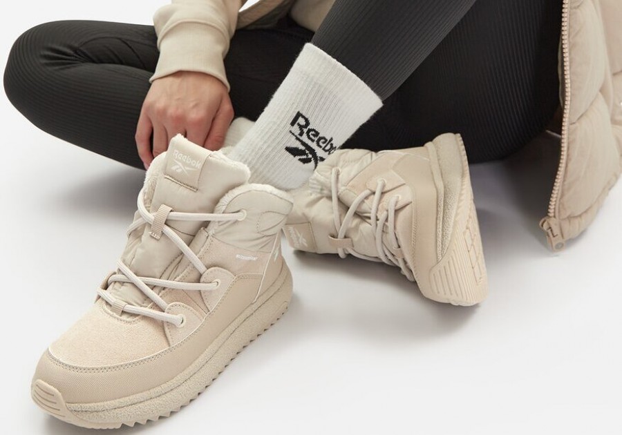 Ocieplane śniegowce – idealne na mroźne zimowe dni