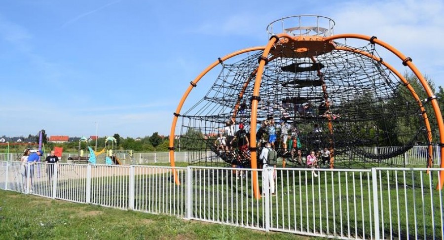 Suwałki. Czternaście ofert w drugim przetargu na strefę sportu, zabawy i relaksu  na Osiedla Hańcza