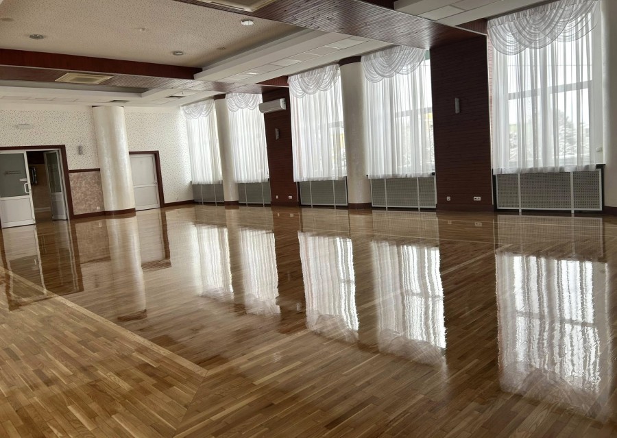 Bal za balem w Apartamentach Europejska. Parkiet lśni, czas na zabawę karnawałową i walentynkową