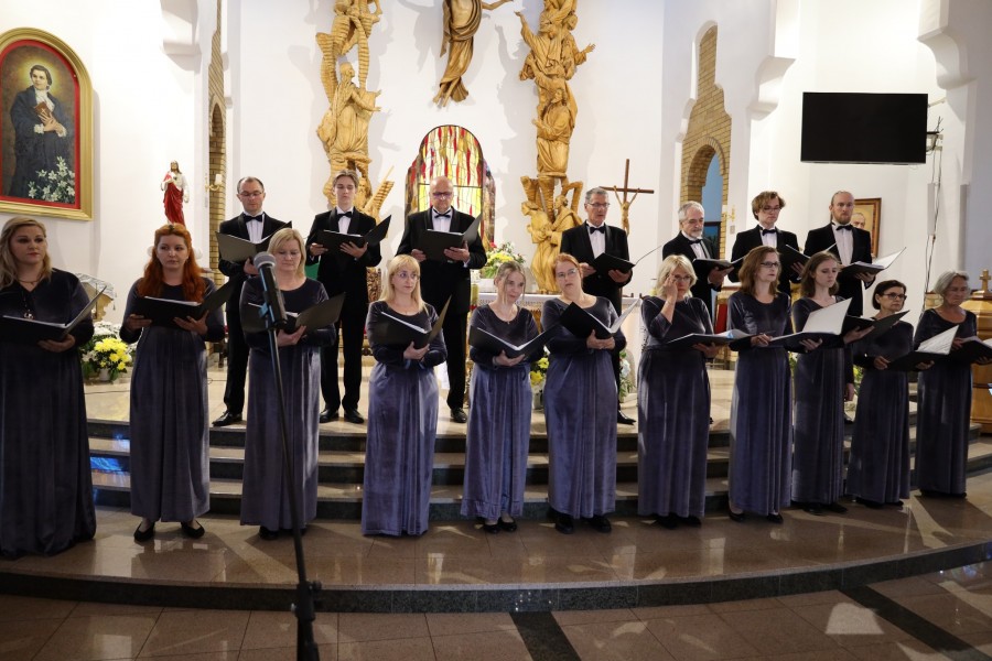 Noworoczny tryptyk kolędowy z Suwalskim Chórem Kameralnym