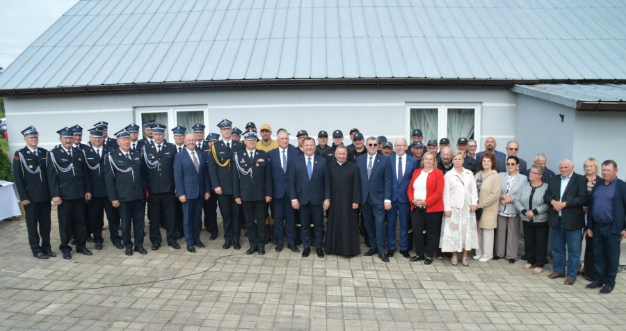 Bogu na chwałę, ludziom na pożytek. OSP w Stokach świętuje 60-lecie istnienia [zdjęcia]