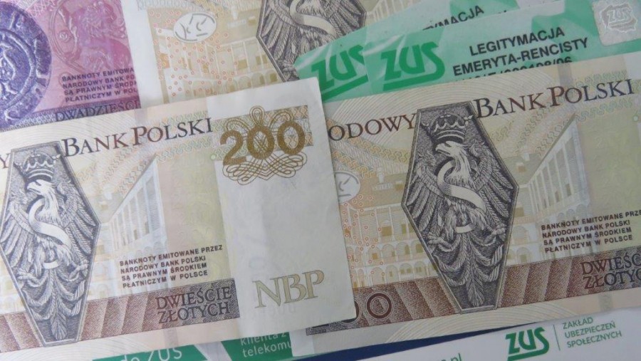 Wyższa renta wdowia od stycznia. Drugie świadczenie wzrośnie z 15 do 25 procent