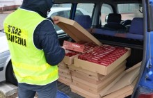 Nowinka. Porzucił auto wyładowane papierosami