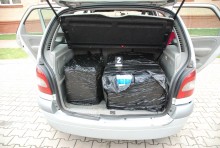 Papierosy o wartości 53 tys. zł ukryte w Renault Scenic