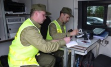 Zakończyli pracę, ale nie chcieli wyjechać