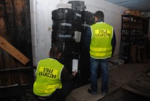 Kontrabanda za 340 tys. zł w garażu